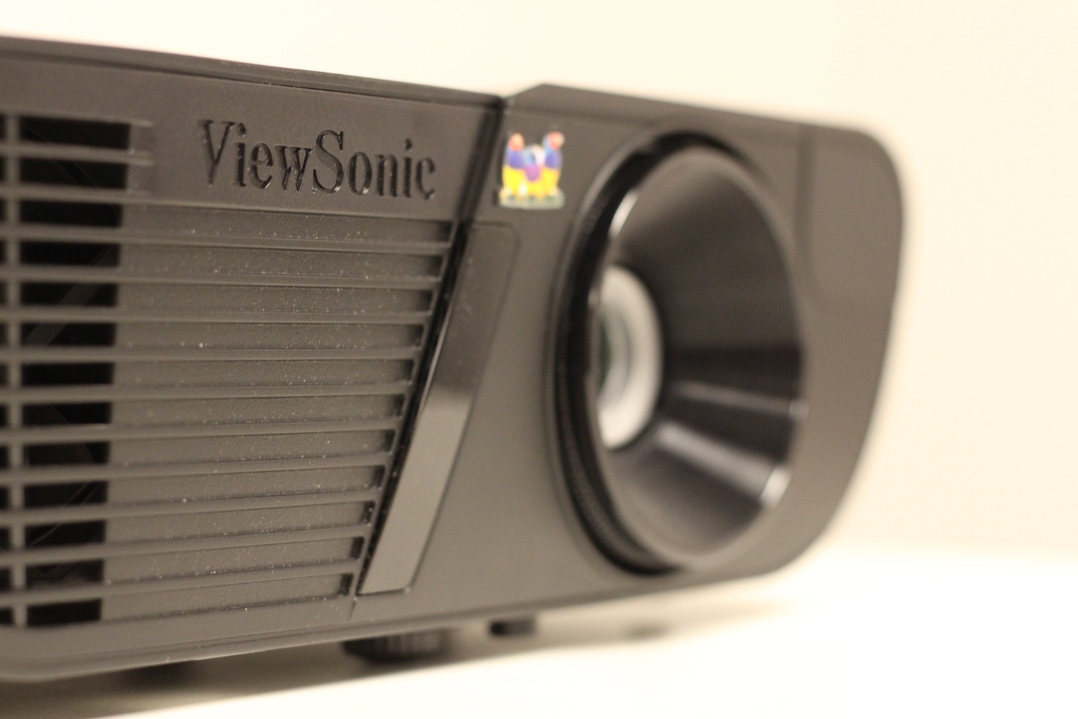 1080p_FullHDProjector